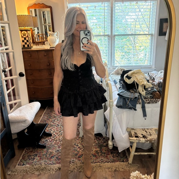 Day + Moon  Black Ruffled Mini Skirt - Picture 5 of 5